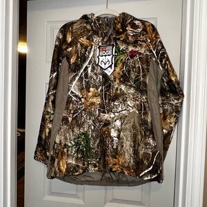 NWT hunting parka rain jacket M